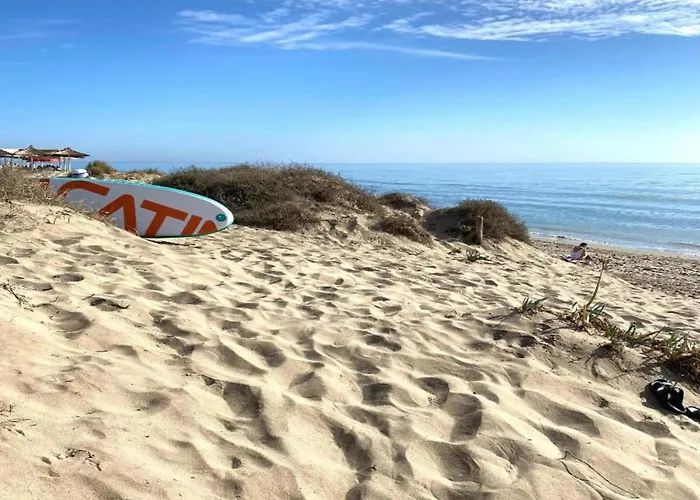 In Beachfront With Pool * マルベーリャ